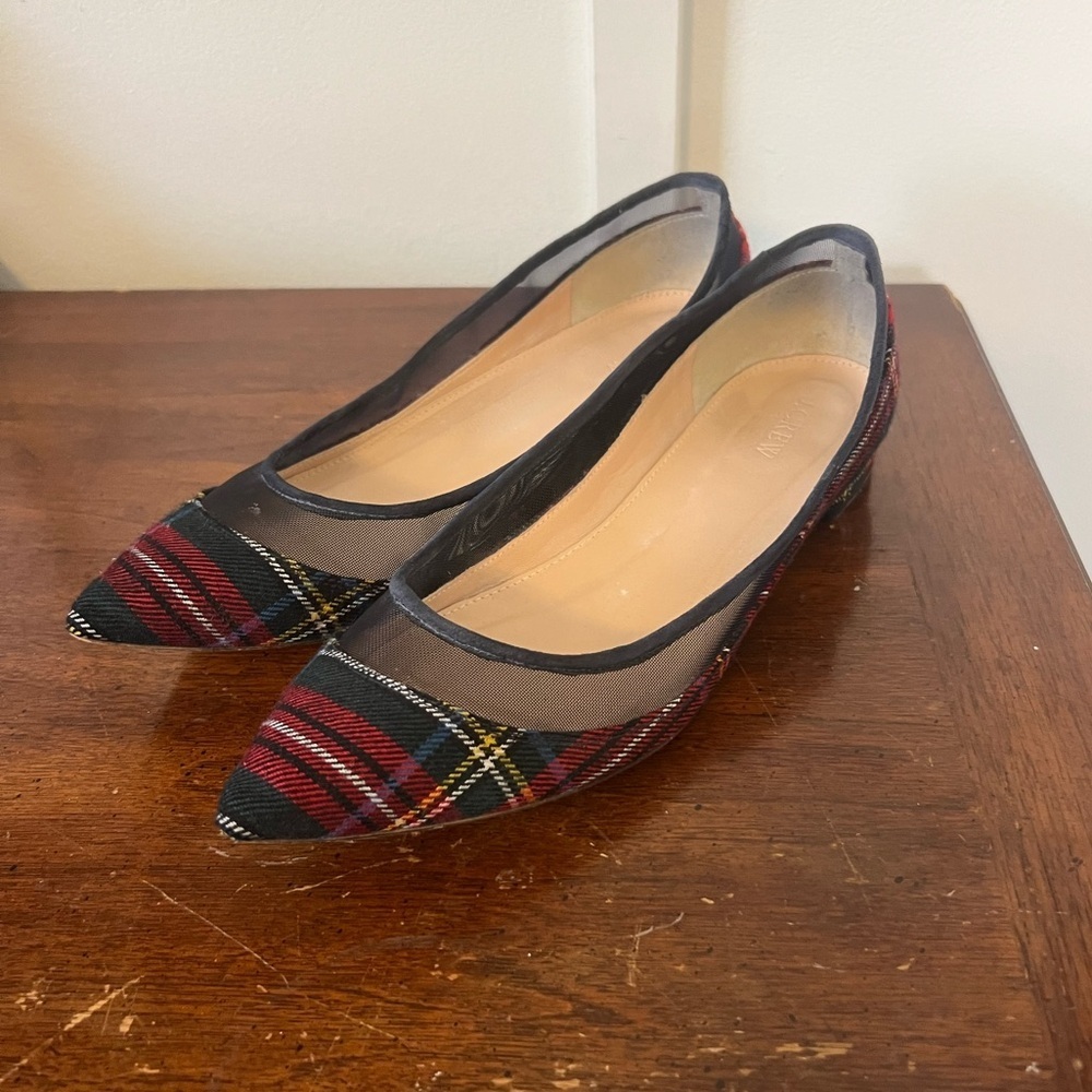 J. Crew Women's Red Plaid Pointed Toe Flats with Mesh Trim size 10.5 - Picture 2 of 9